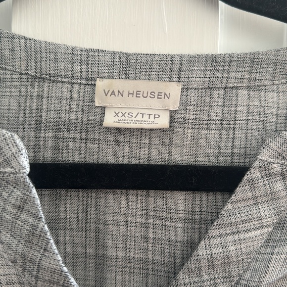 Tunic - Picture 3 of 4